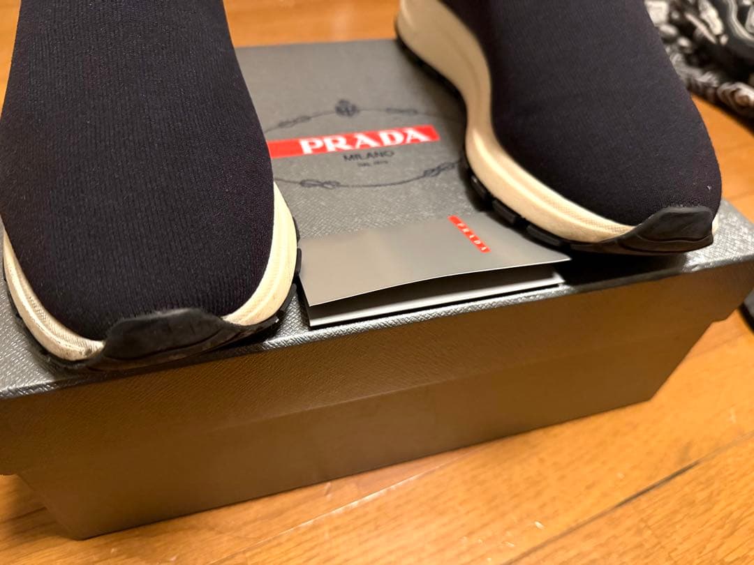 プラダスニーカー　美品