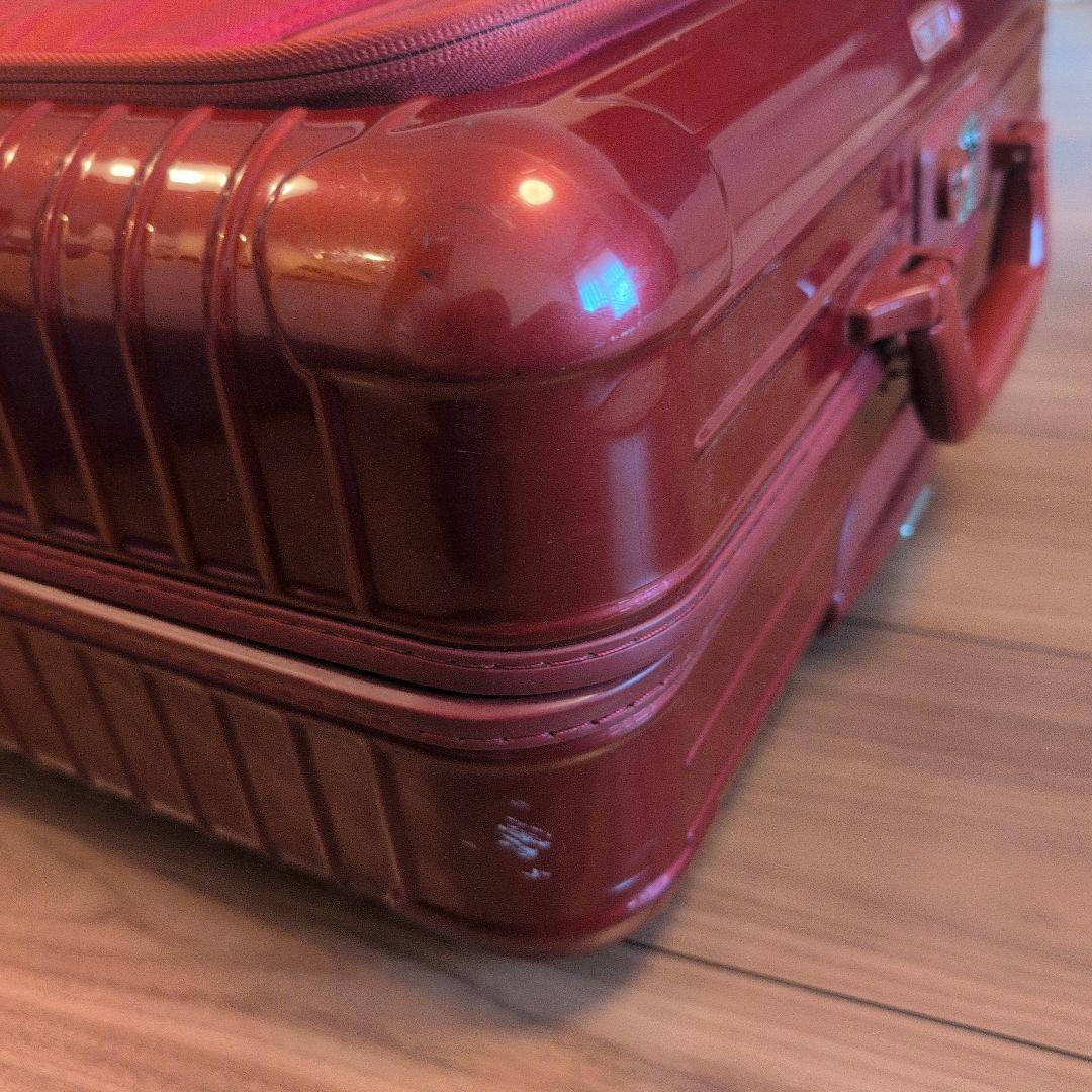 RIMOWA 赤 キャリーケース　サルサデラックス　四輪