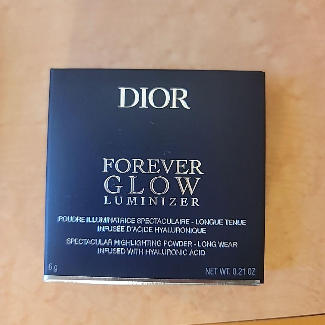 ディオールスキンフォーエヴァーグロウルミナイザー001ディオールスター　ホリデー