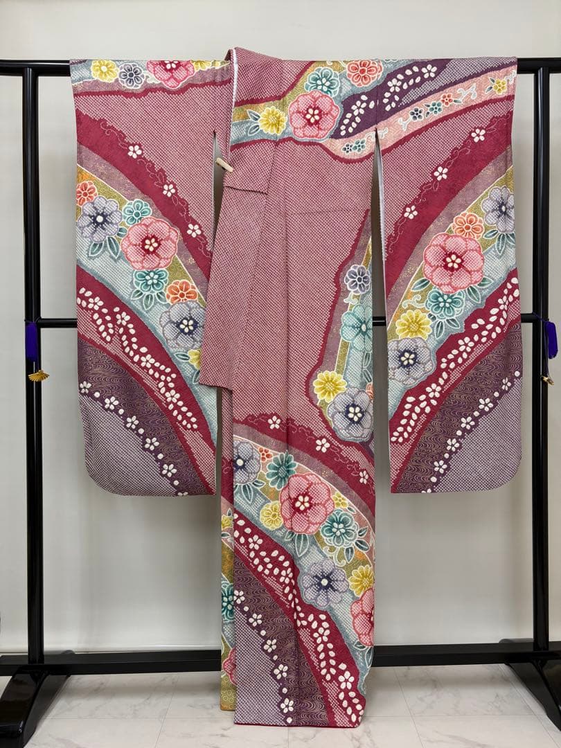 振袖 絞り 花模様 花唐草