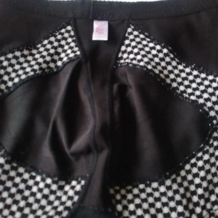 最終価格　マルコ　骨盤ガードル EL-76 黒×緑　レース　2枚