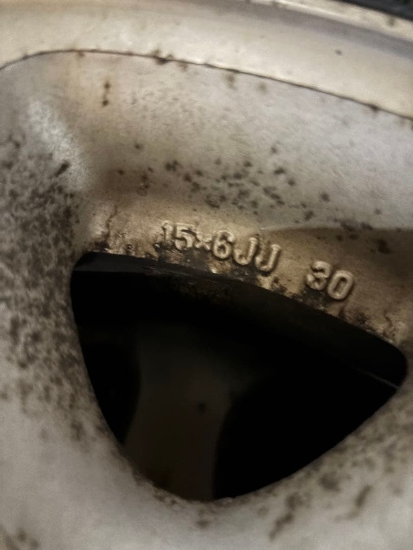 札幌　ダンロップ　スタットレス195 80 15 LT ハイエースキャラバン