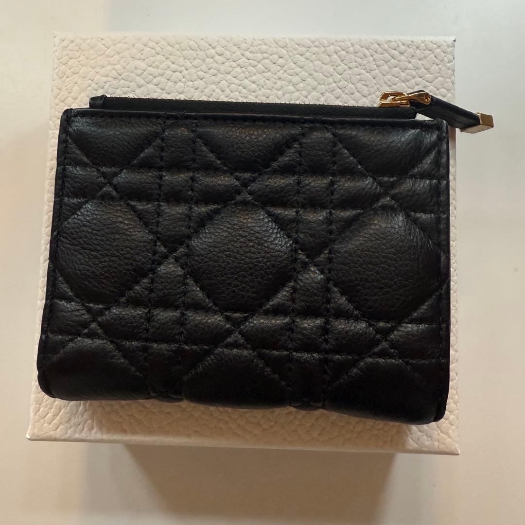 いちご カナージュ カーフスキン 2つ折り 財布