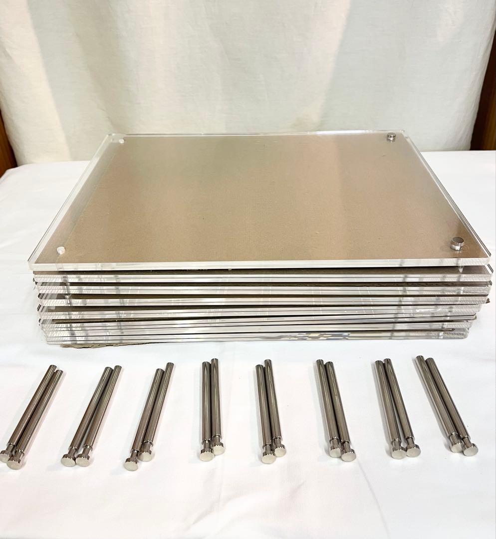 無印良品　アクリルフォトフレーム A4サイズ 8枚セット