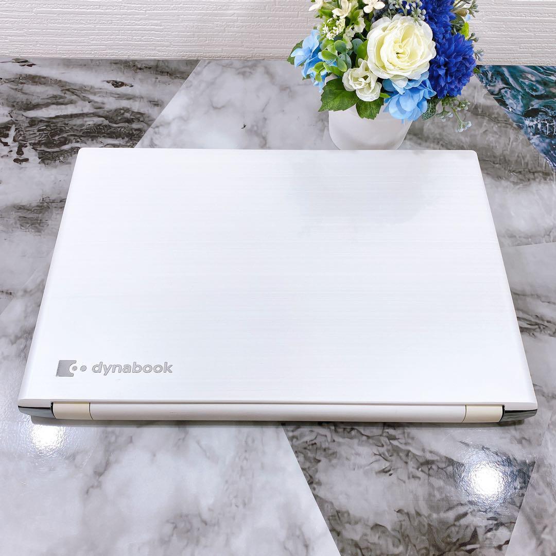 人気機種✨新品SSD✨カメラ・オフィス付✨薄型ノートパソコン✨Windows11