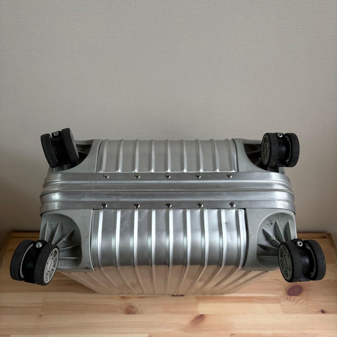 美品　RIMOWA TOPAS CABIN 32L キャリーケース　機内持ち込○