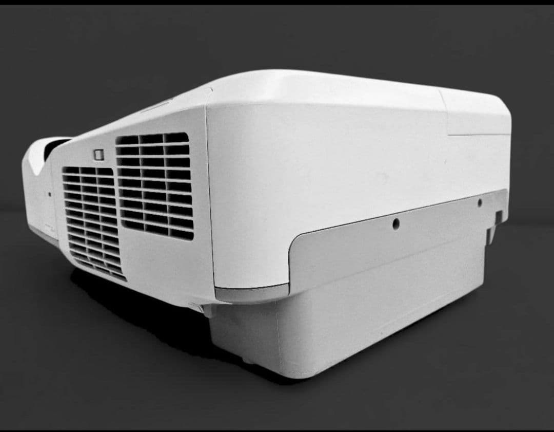 エプソン何と75H新品リモコン付 30cmでまるで映画館〜ホームシアター管11