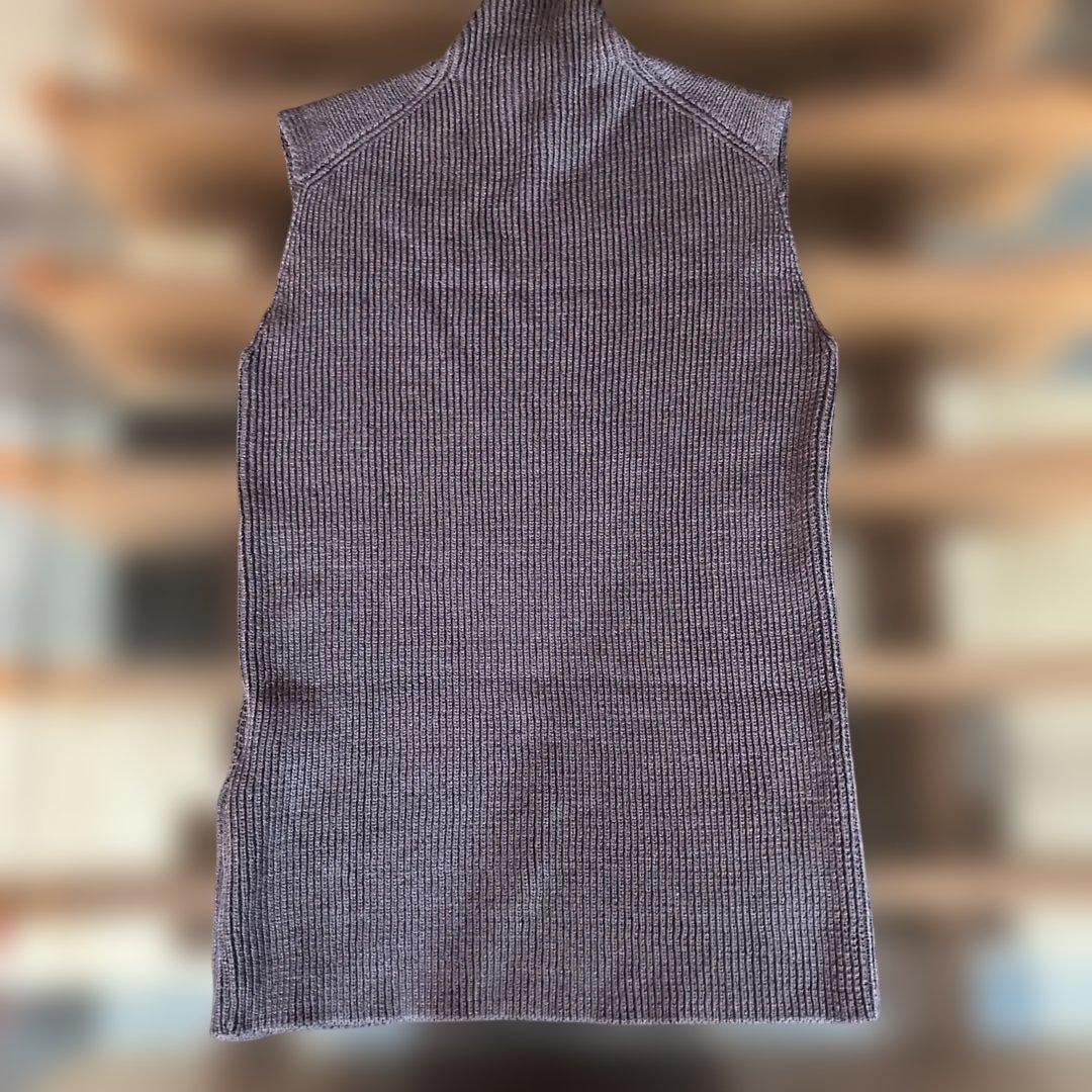 HERMÈS マルジェラ Hロゴボタン グレー ノースリーブ