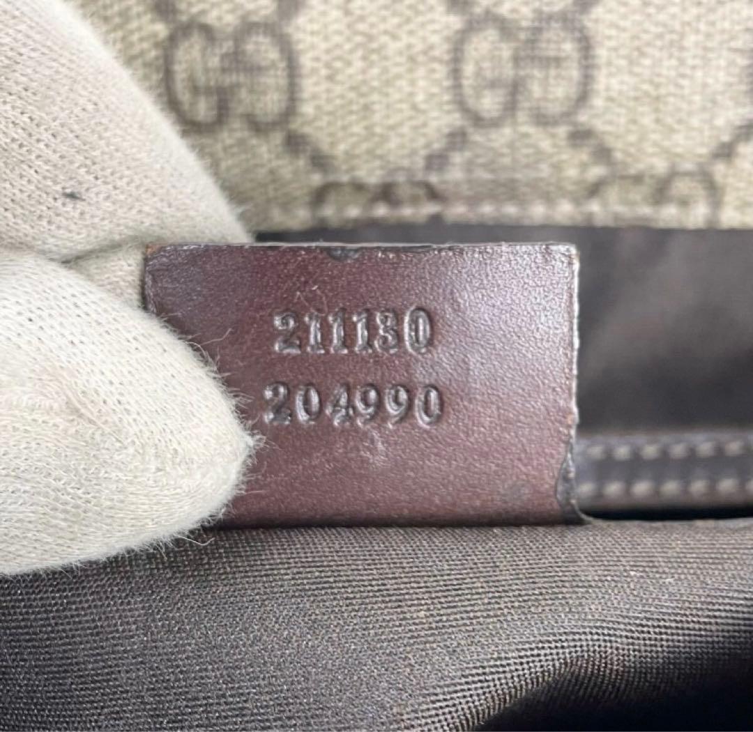 美品 GUCCI ショルダーバッグ クロスボディ メッセンジャー GGスプリーム