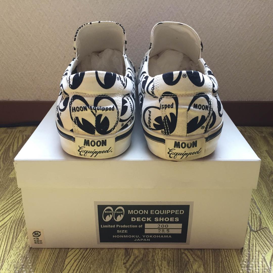 ムーンアイズ MOONEYES スリップオン デッキシューズ NOT VANS