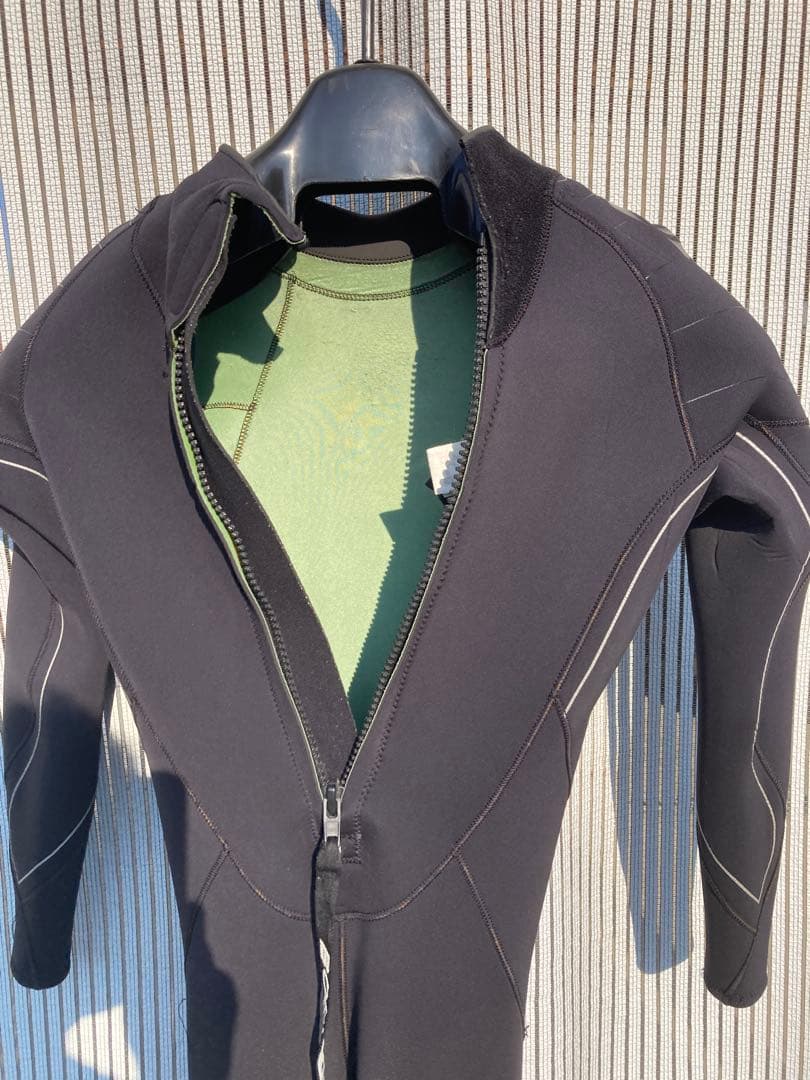 ボディグローブ　ウェットスーツ　フルスーツ　Lサイズ