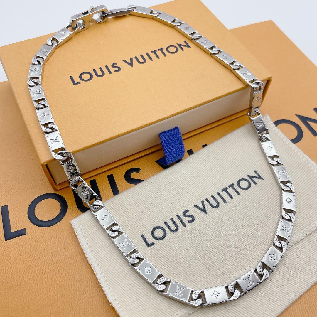 LOUIS VUITTON ネックレス　タイドアップ　モノグラム　シルバー