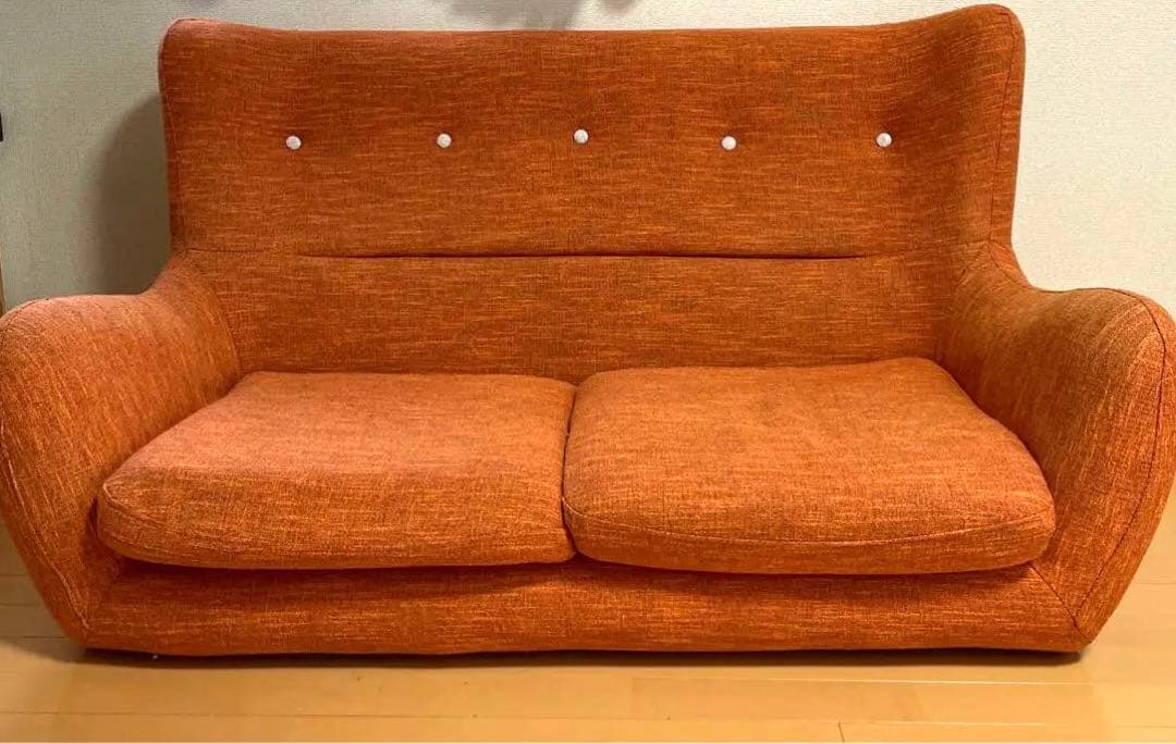 【nico】＊送料込＊ 家具のホンダ　オレンジ色のソファ　2〜3人掛け