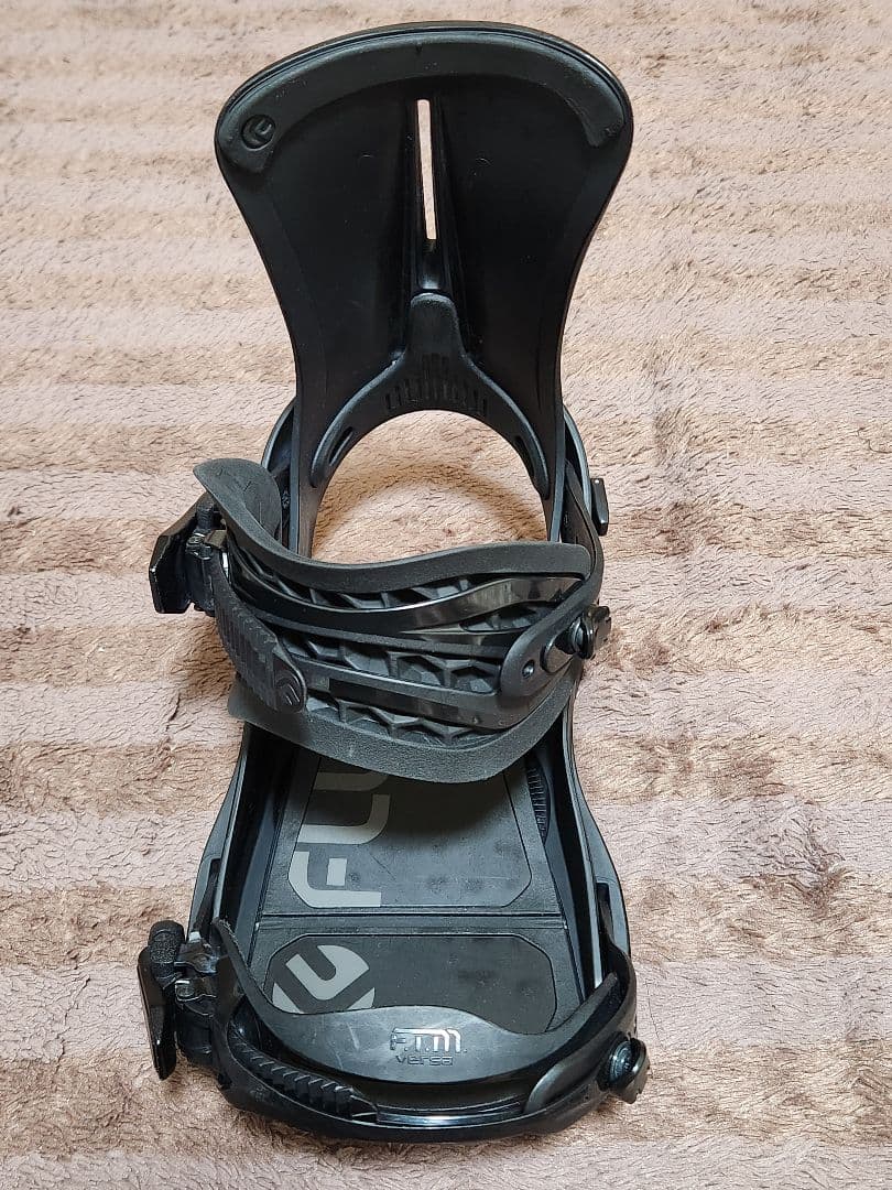 FLUX XF Mサイズ スノーボード ビンディング