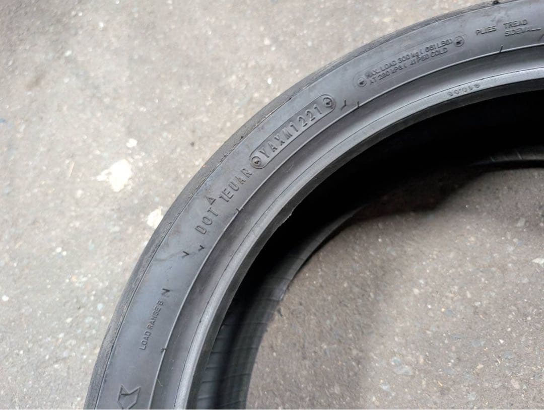室内保管　送料込み　DUNLOP α13SP 中古　前後セット