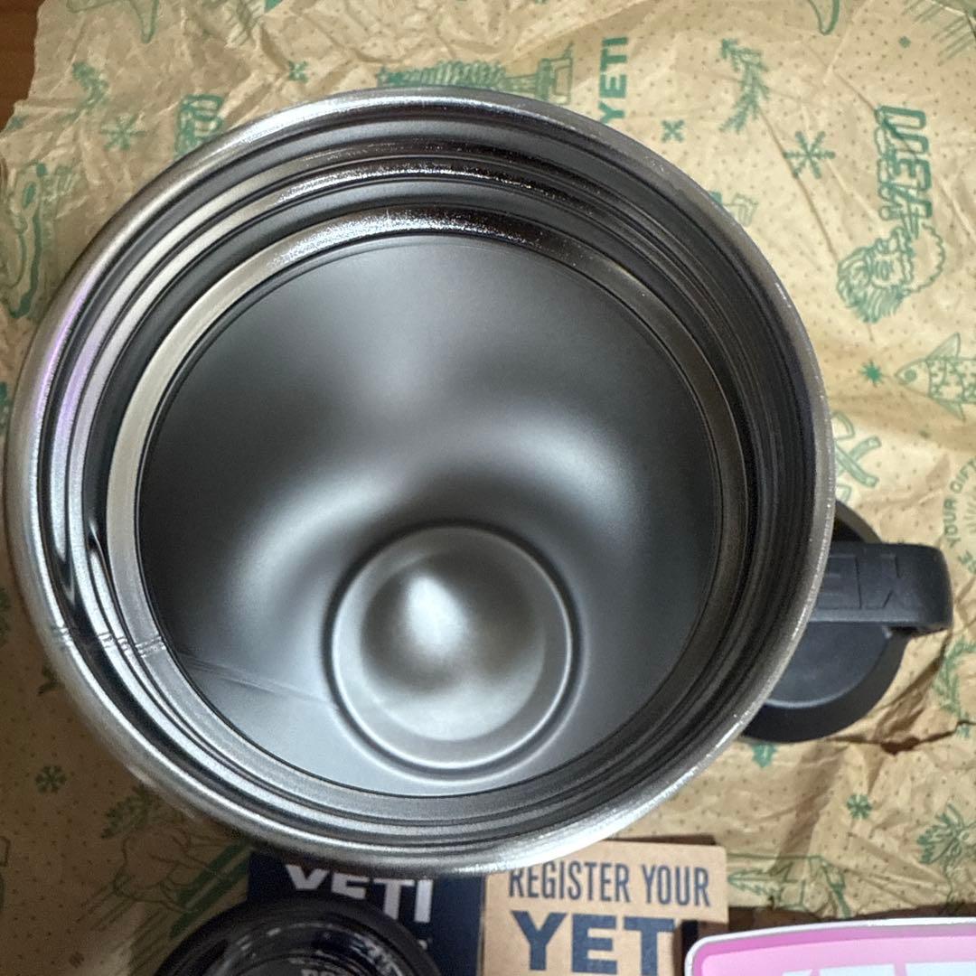 YETI イエティ　水筒　新品　 パワーピンク