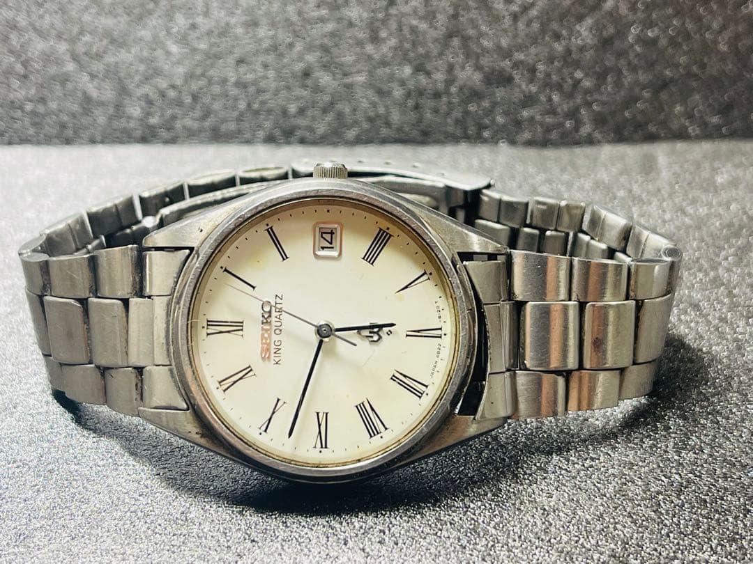 SEIKO KING QUARTZ シルバー 時計