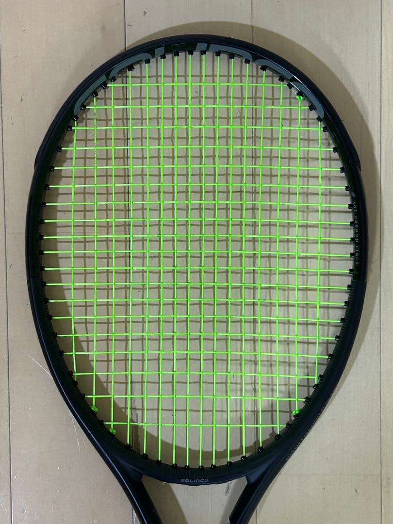 【Ai】テニスラケット　SOLINCO BLACKOUT 285