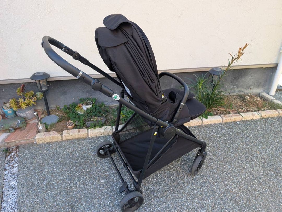 アップリカ　ルーチェフリープレミアム　AB型ベビーカー 新生児から　送料込み