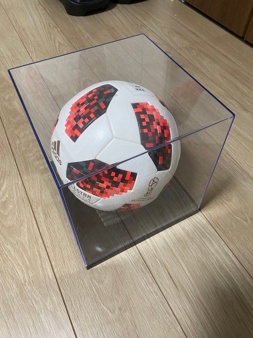 テルスター　2018年FIFAワールドカップ公式試合球