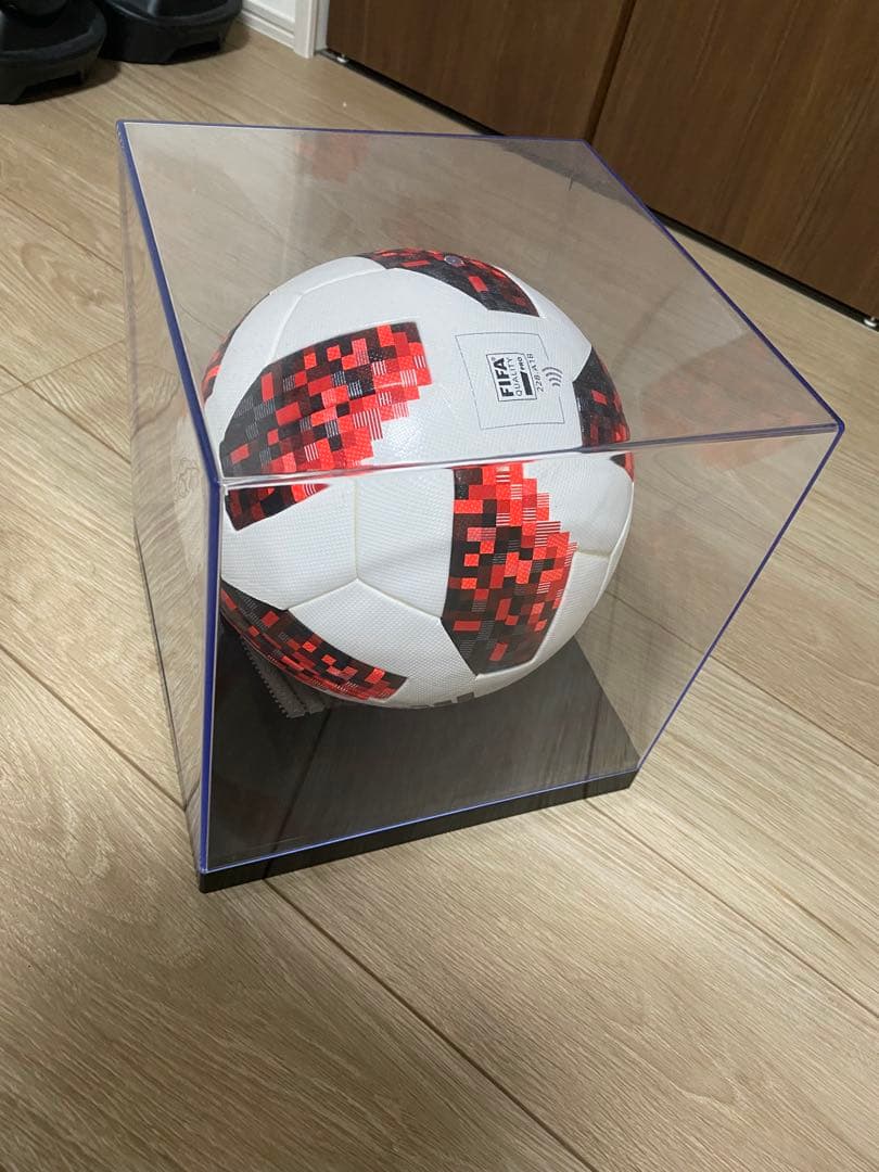 テルスター　2018年FIFAワールドカップ公式試合球