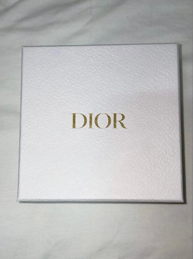 新品　Dior Caro Veronia ウォレット カナージュ カーフスキン