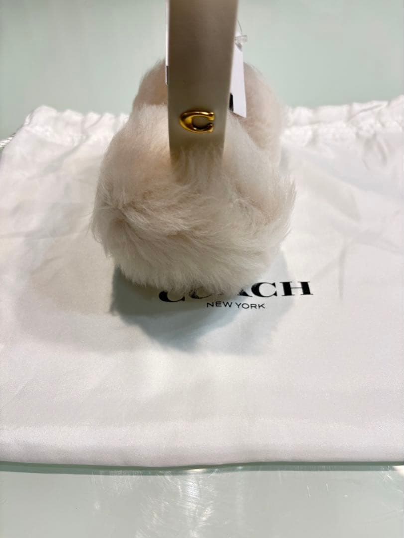 【新品本物】COACHコーチシアリング イヤーマフ耳あてシグネチャー百貨店モデル