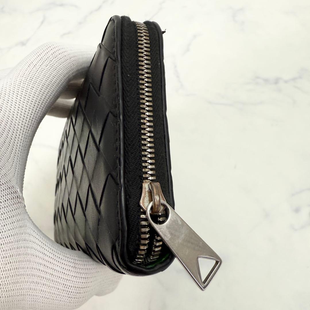 極美品　BOTTEGA VENETA マキシイントレチャート 長財布 黒 × 緑
