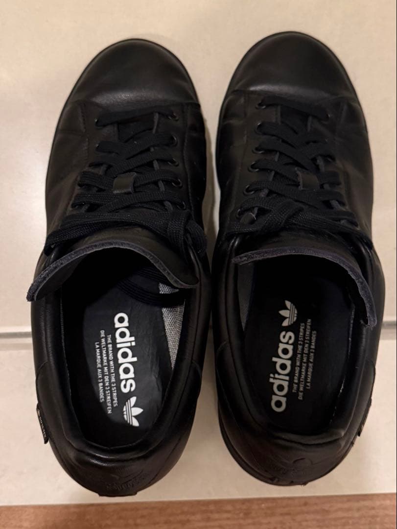 スタンスミス ラックス ゴアテックス STAN SMITH LUX GTX