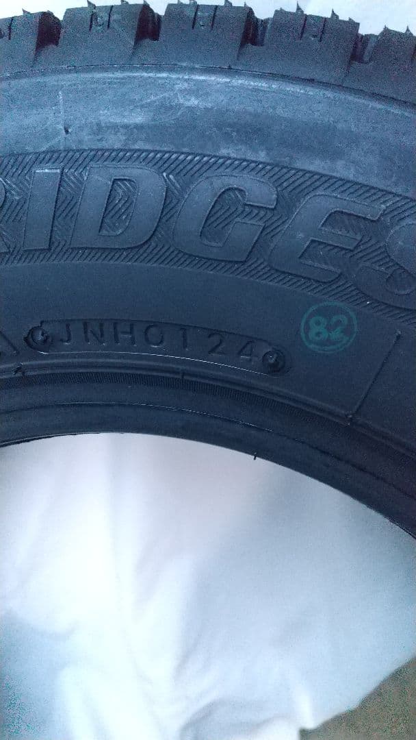 送料込み★12インチ スタッドレス４本組ブリヂストンW300＝145/80R12