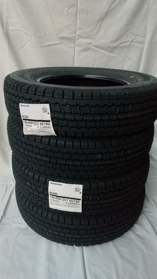 送料込み★12インチ スタッドレス４本組ブリヂストンW300＝145/80R12