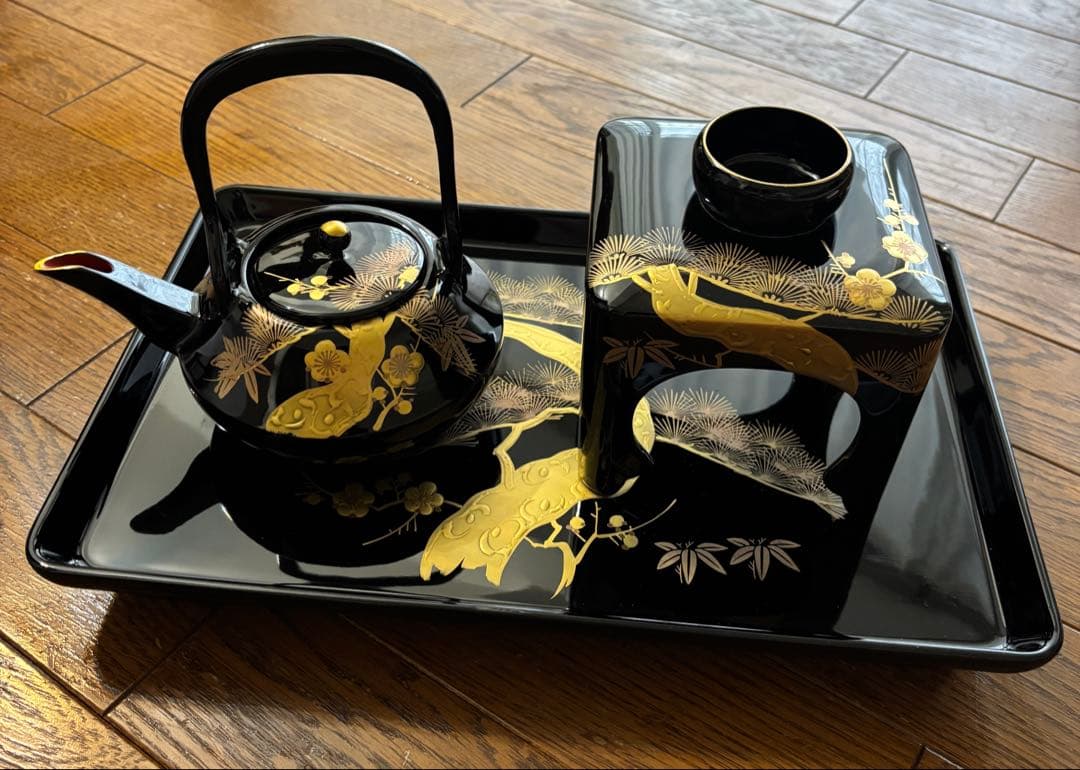 お屠蘇器 黒 四つ揃お屠蘇器 変わり松クリ足 松台 松竹梅