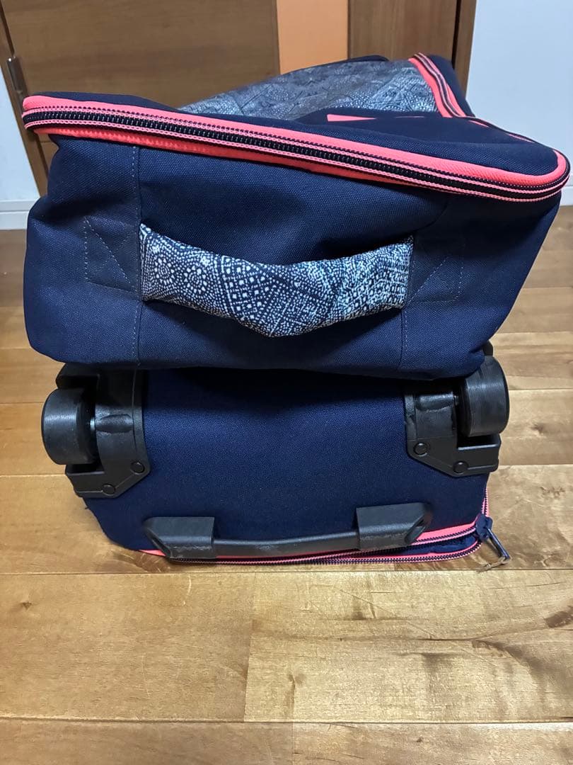 【美品】ROXY スキー　スノーボード　大容量キャリー付きケース