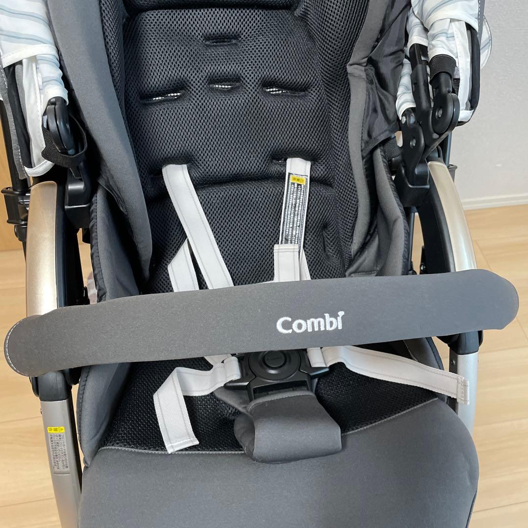 【美品】Combi ベビーカー アンブレッタ　　4キャス エッグショック グレー