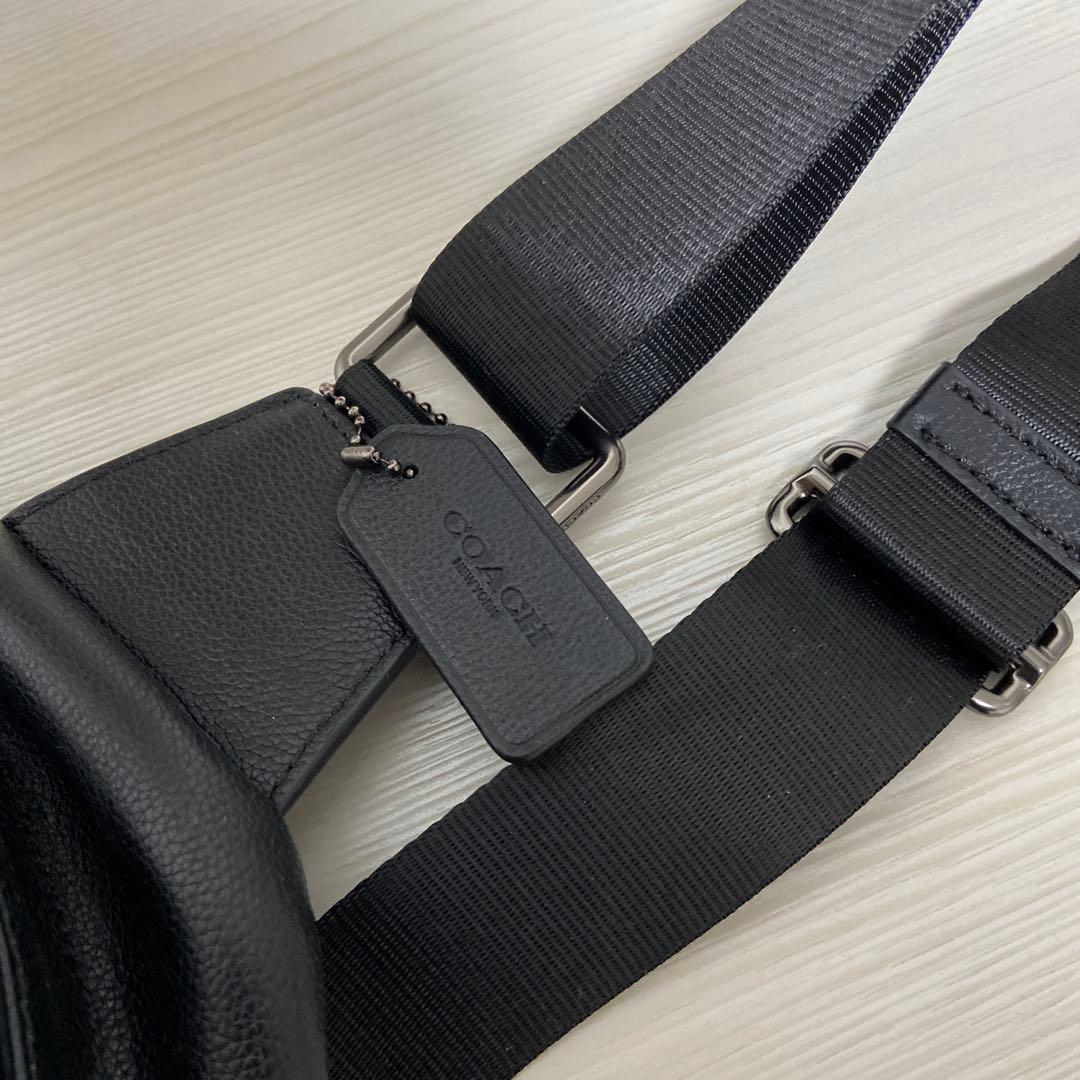 COACH コーチ ストライプ ボディバッグ 新品未使用