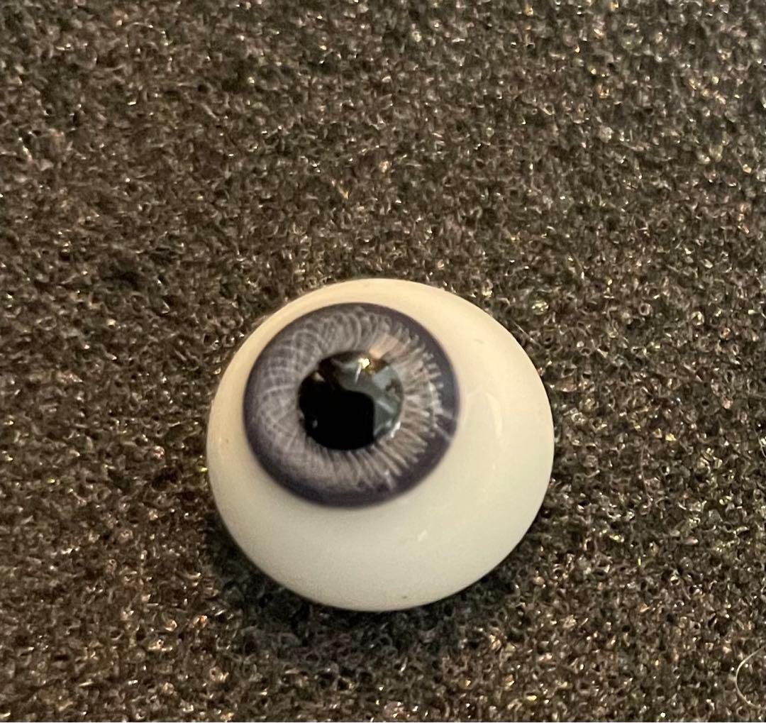ペーパーウェイト　グラスアイ　20mm ブリューの目？