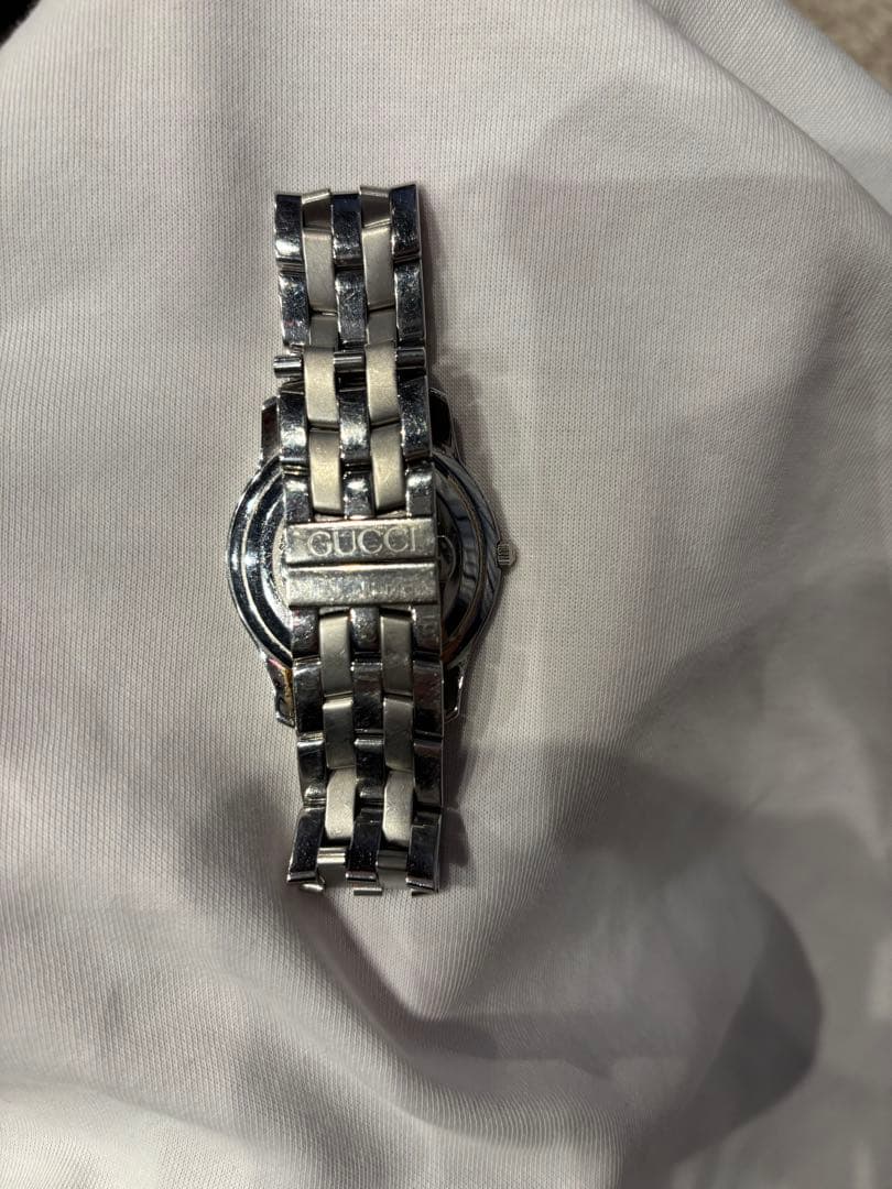 GUCCI 腕時計　メンズ