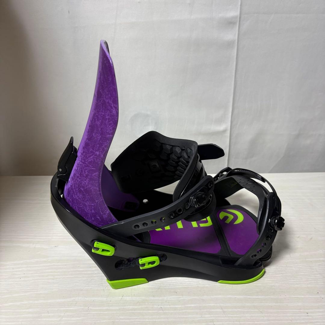 FLUX CV スノーボード ビンディング FLUX カービング パウダー 雪山