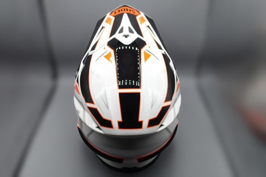 SHOEI VFX-WR　ALLEGIANT　TC-8　Mサイズ