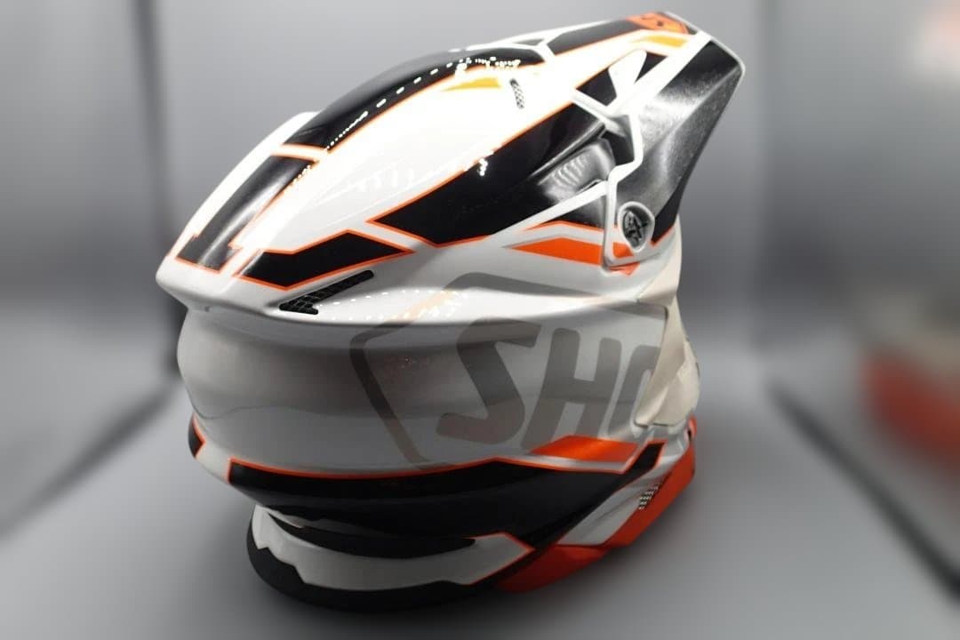 SHOEI VFX-WR　ALLEGIANT　TC-8　Mサイズ