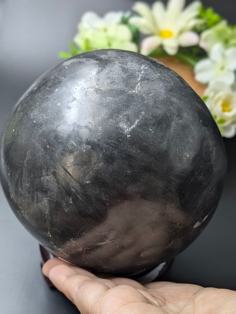 お得　セール重さ約2.3kg　超大き目　笑口アメジスト　台座付き