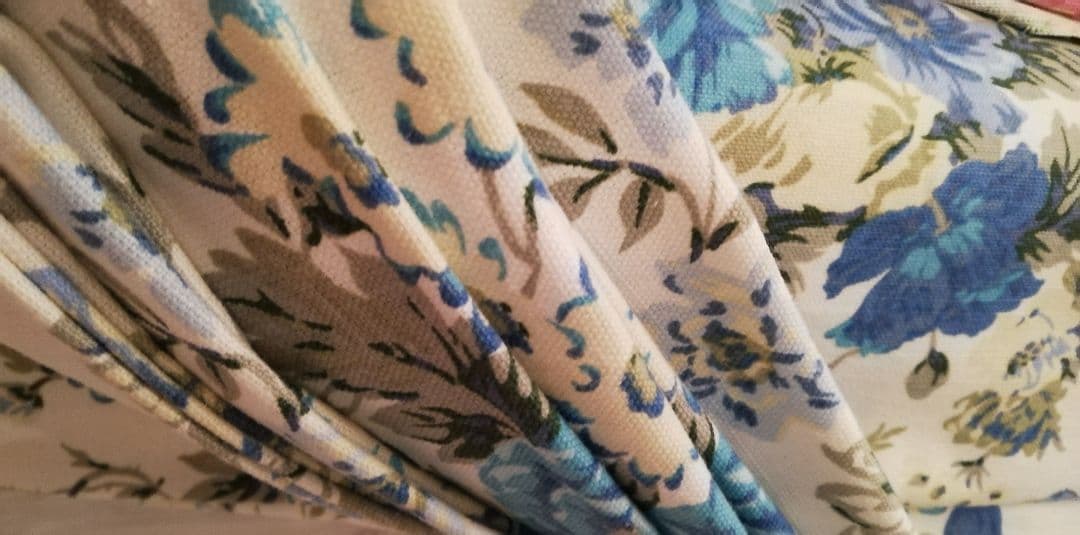 限定生産　カーテン生地　長め