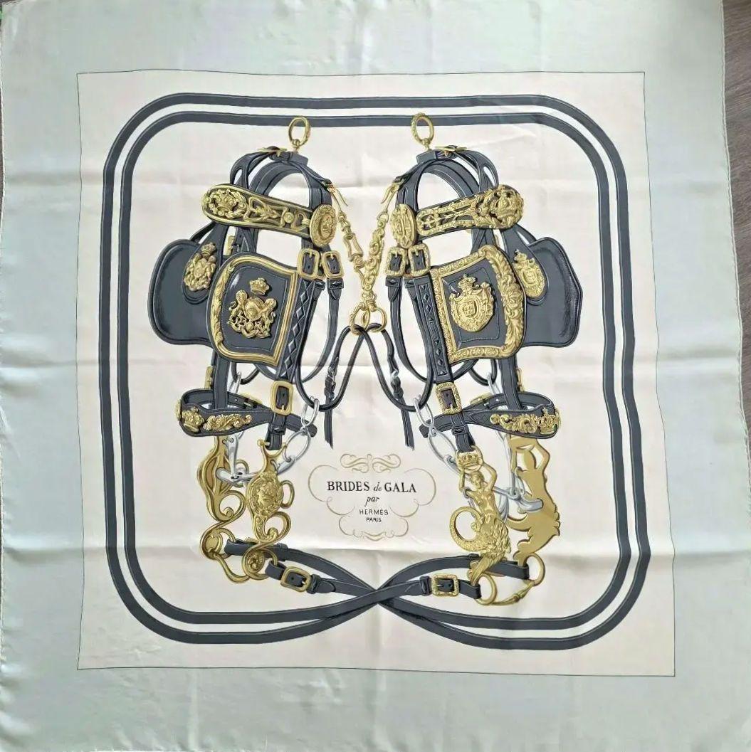 HERMES カレ90 BRIDES GALA 馬具デザイン スカーフ