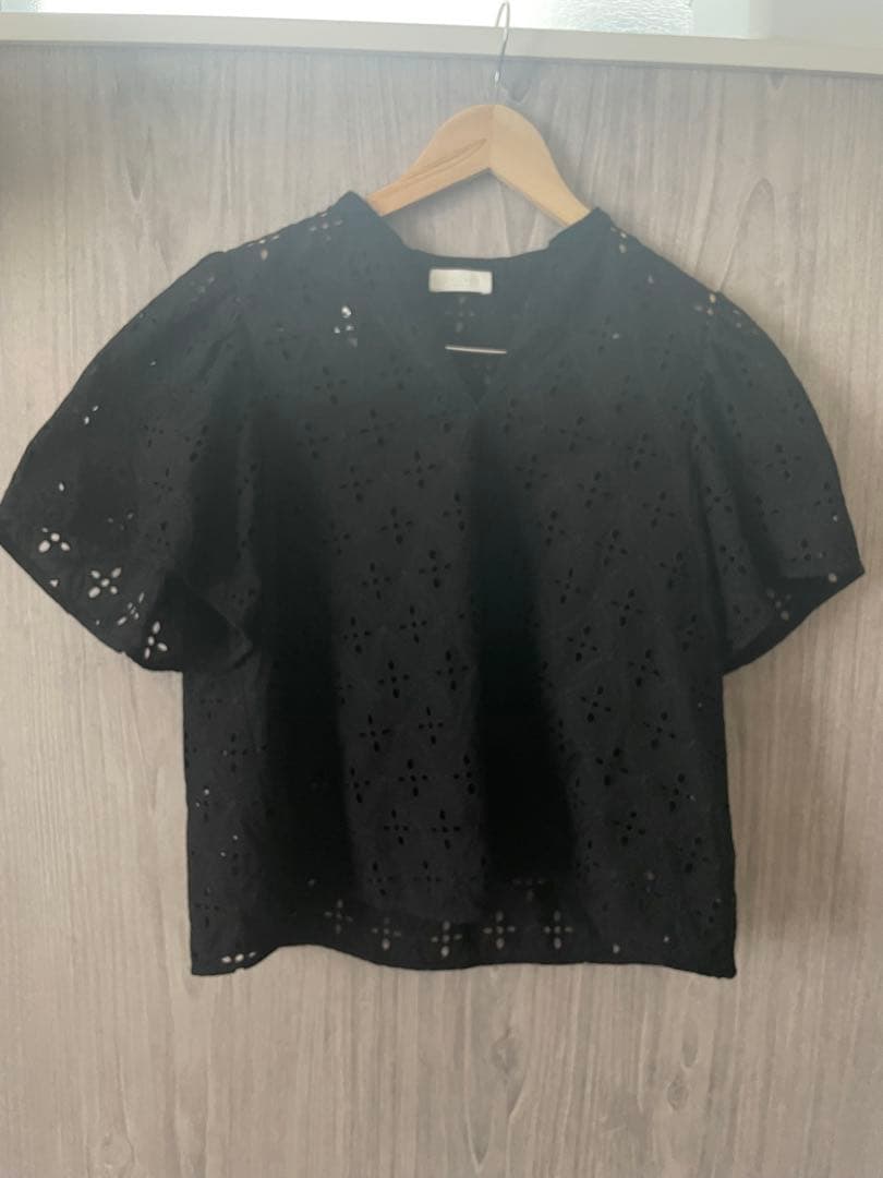 美品　ボールジィ　ロロンフラワーエンブロイダリー ギャザースリーブ