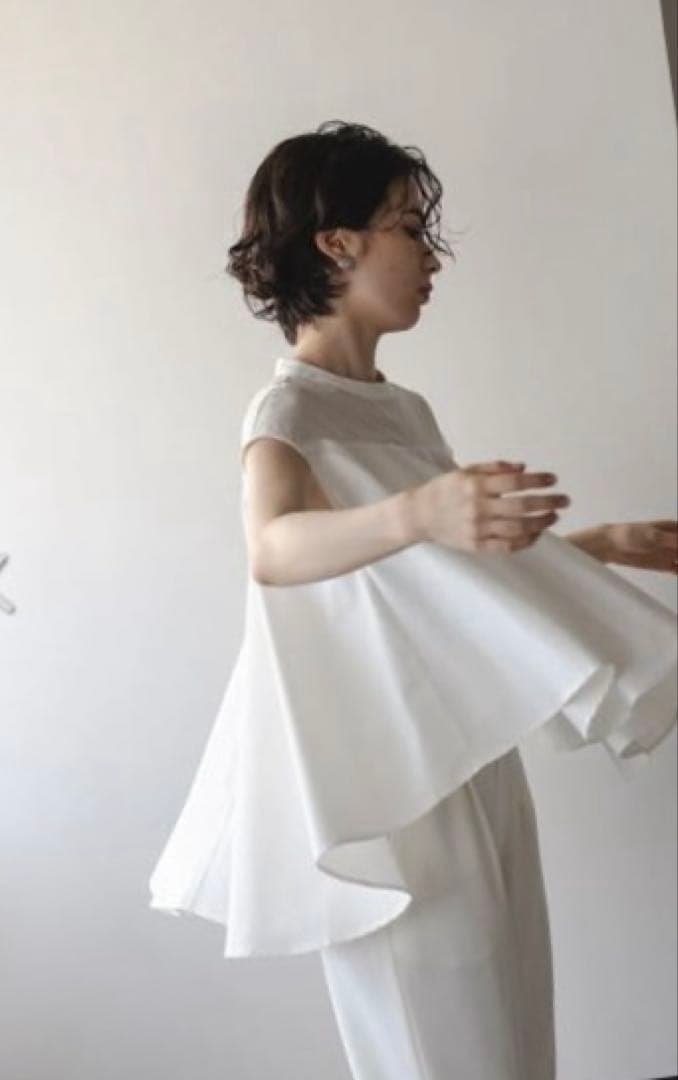 mare☆Sheer Docking French Sleeve Blouse