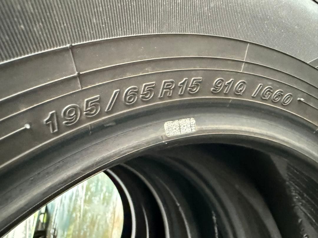 フィアットヨコハマスタッドレス195／65R15 91Q深溝