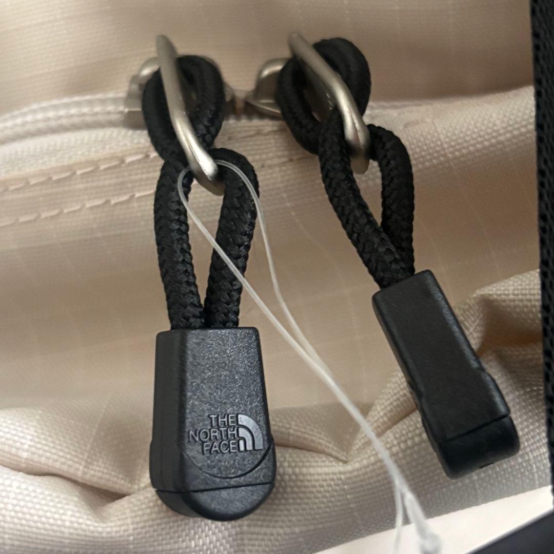 新品■ノースフェイス　ボストンバッグ　ショルダーバッグ　ダッフル旅行バッグ