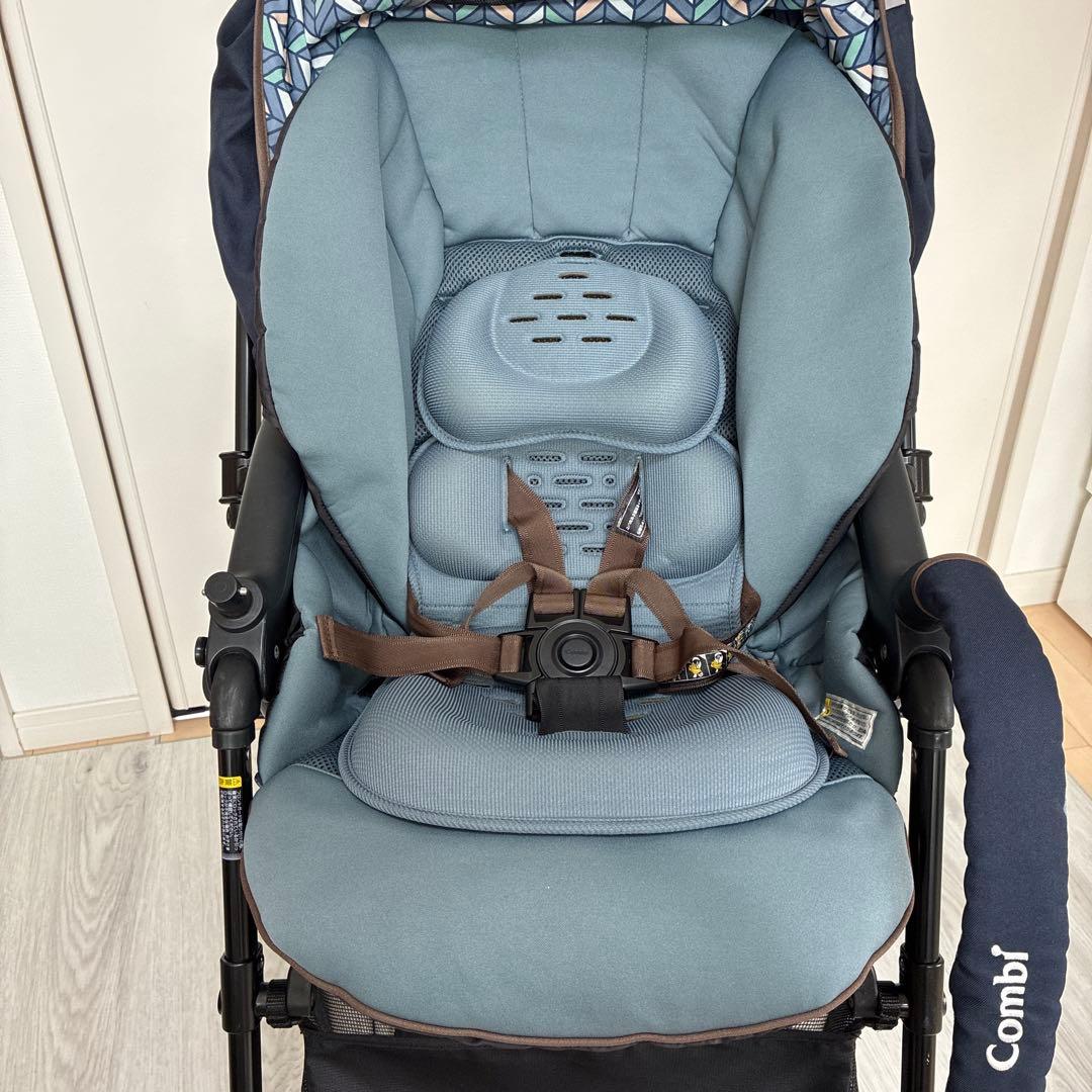 ここ Combi 折りたたみ式ベビーカー ネイビー スゴカルα 4キャス