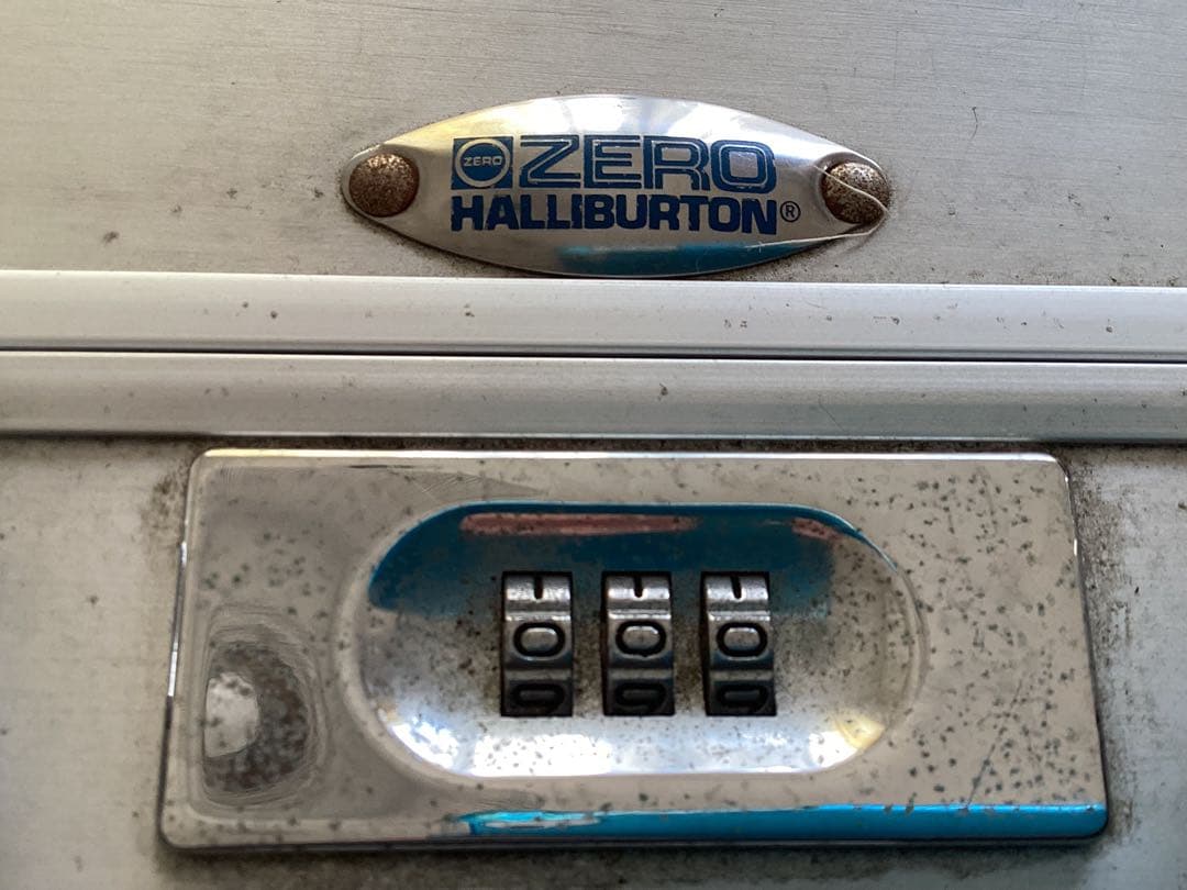 ZERO HALLIBURTON アルミキャリーケース　アタッシュケース　正規品