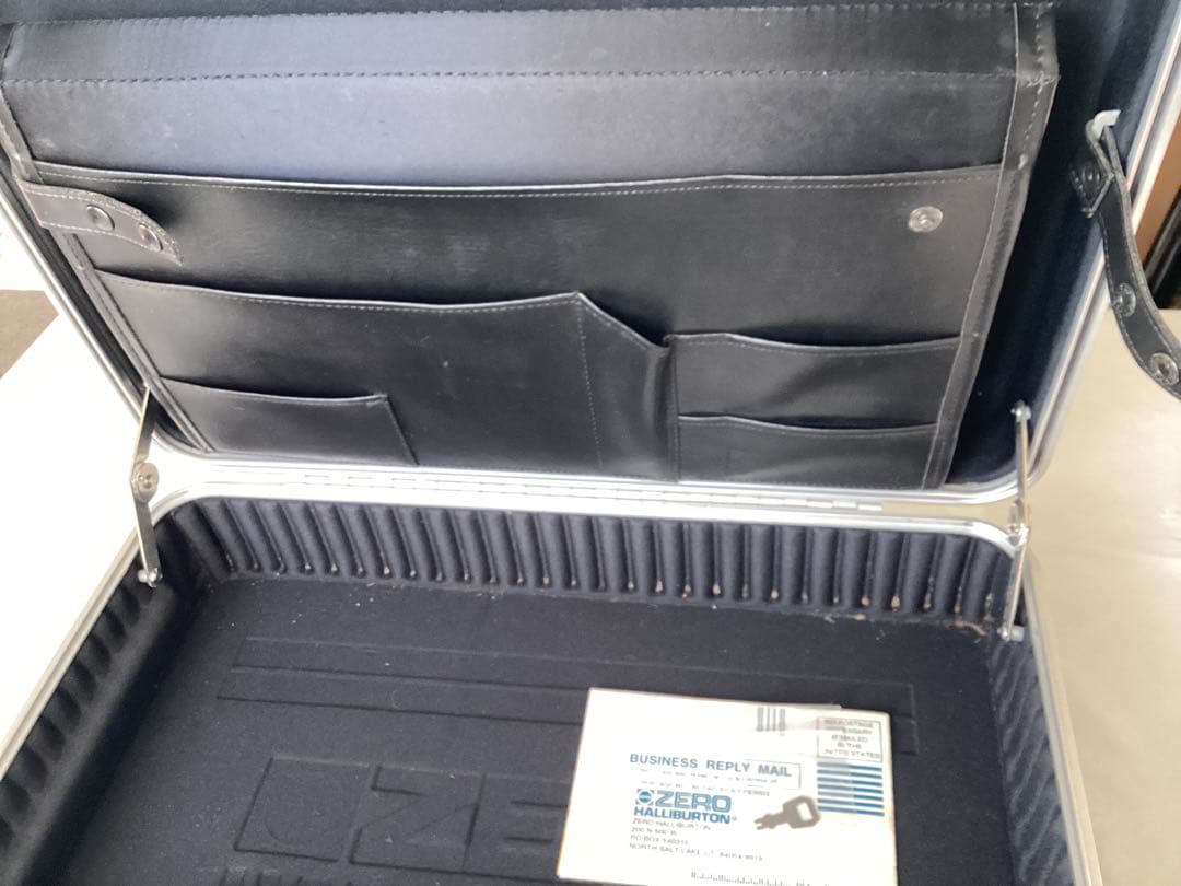 ZERO HALLIBURTON アルミキャリーケース　アタッシュケース　正規品